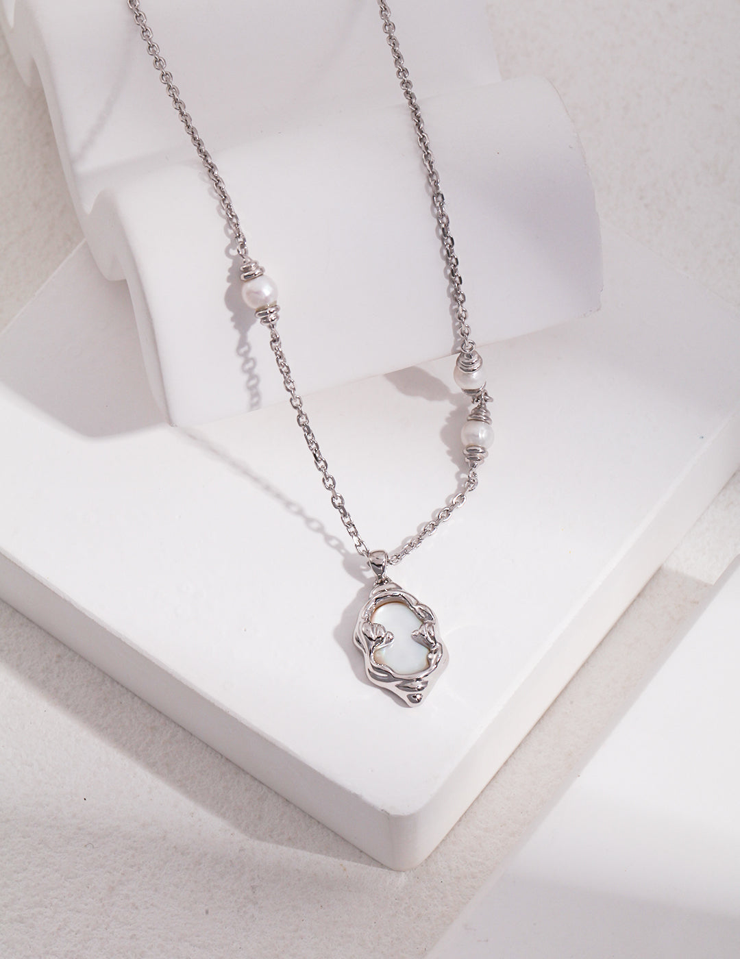 Aurelia Necklace