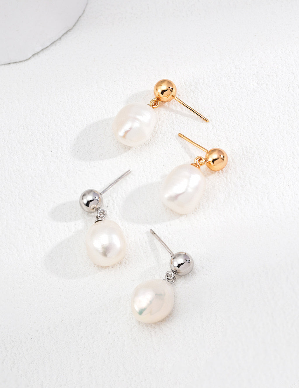 Baroque Pearl Earring