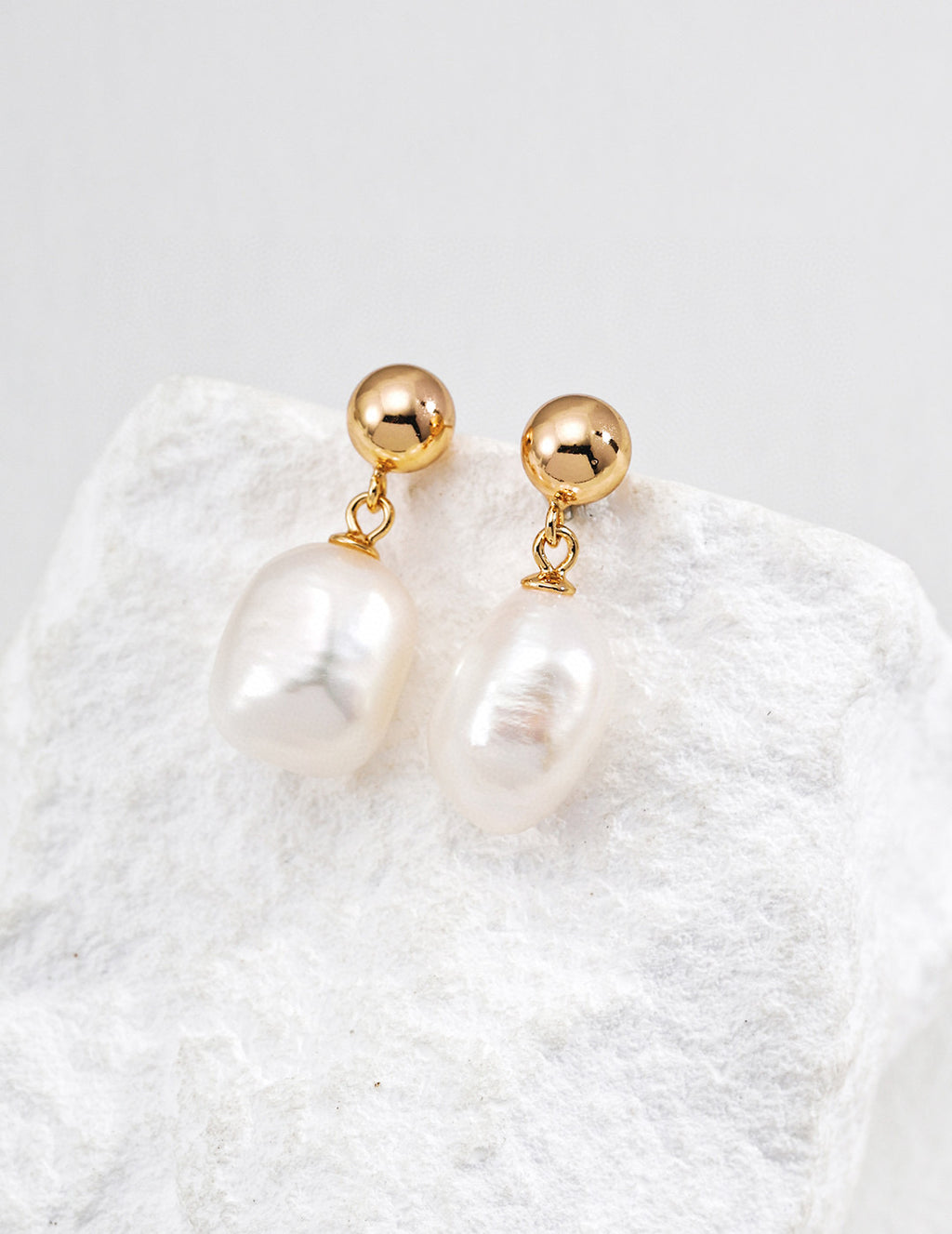 Baroque Pearl Earring
