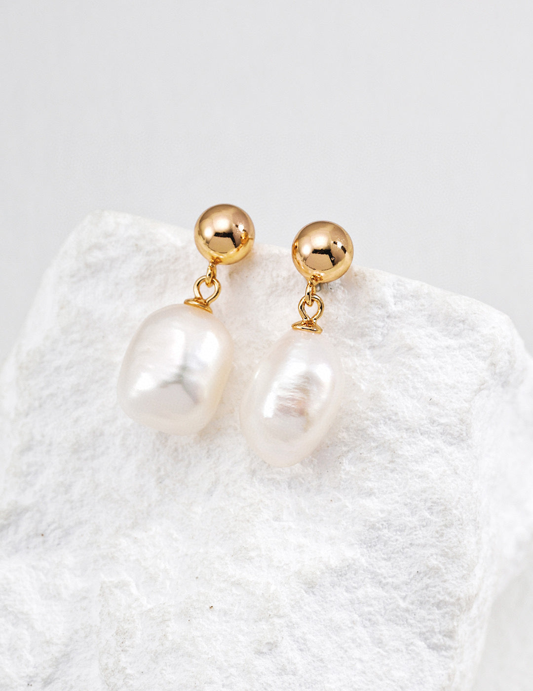 Baroque Pearl Earring