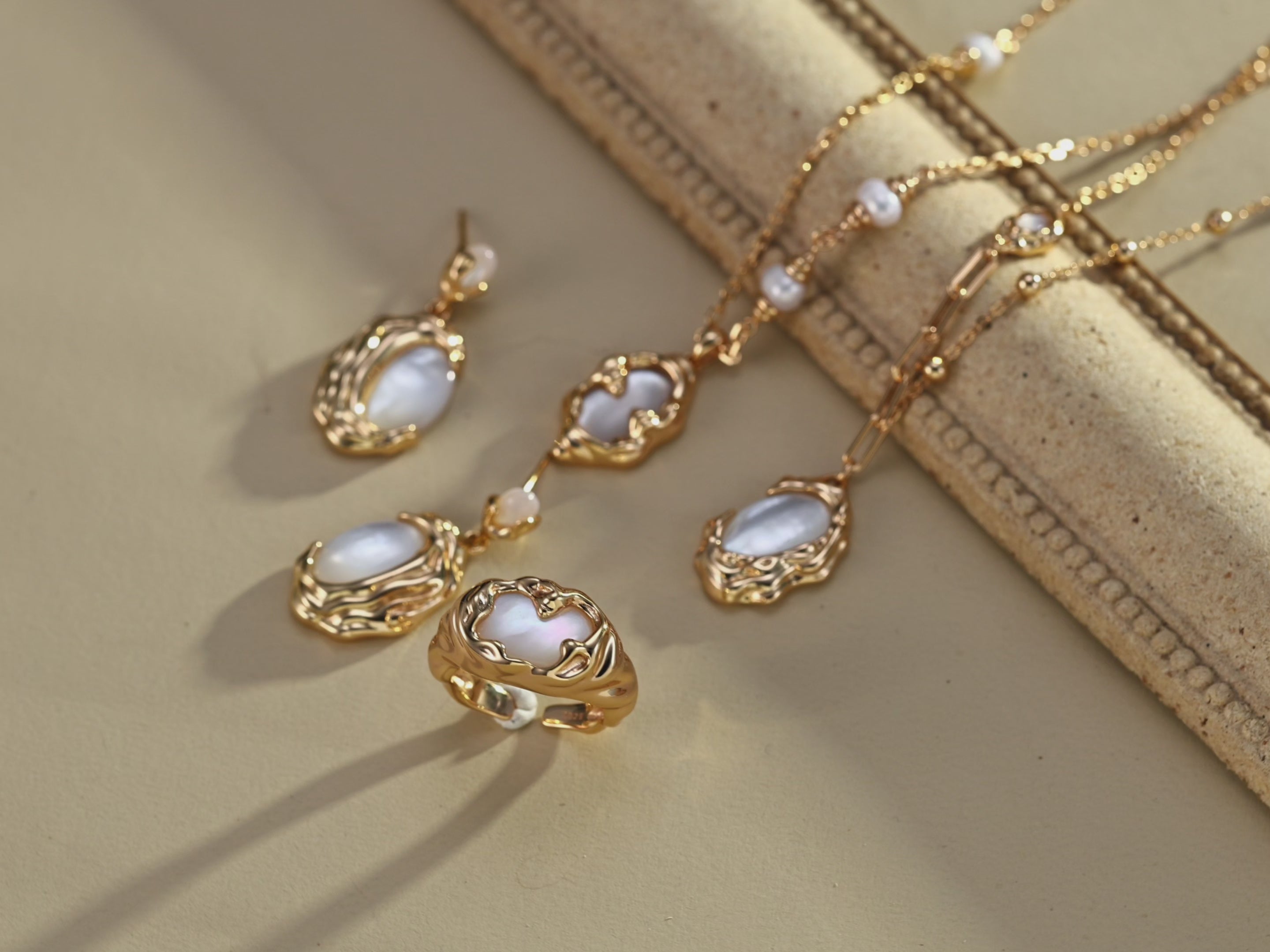 Aurelia Necklace